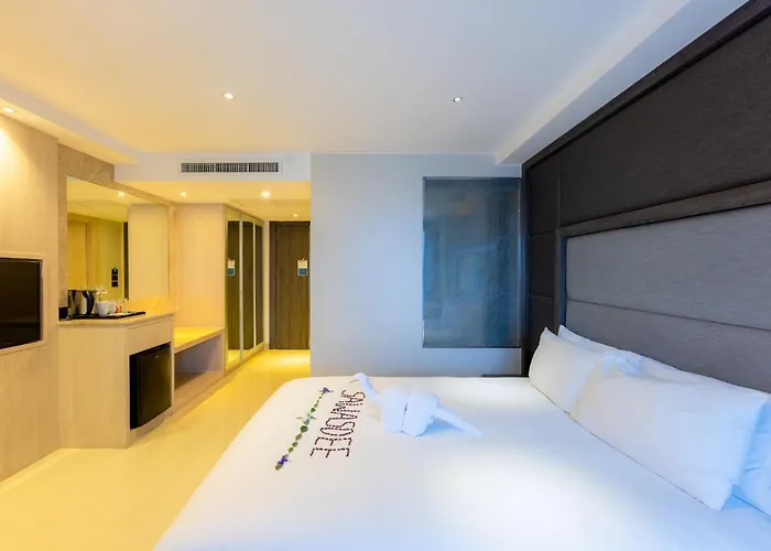 Shilat Avenue Pattaya